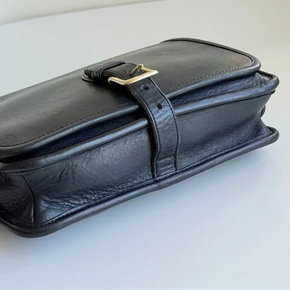 Vintage Coach Black Leather Crossbody Saddle Pouch Bag 9590 Made In NYC '80's - Picture 10 of 16